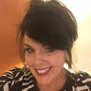 Meet your Posher, Lola